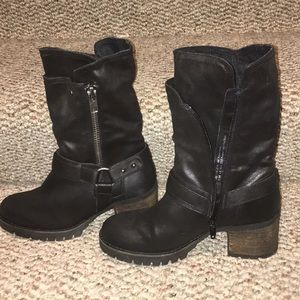 Carlos black manmade material boots